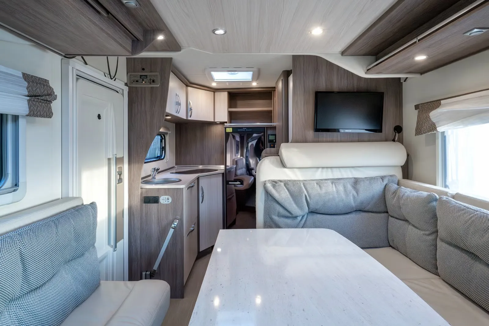 Bürstner IXEO Time IT 586