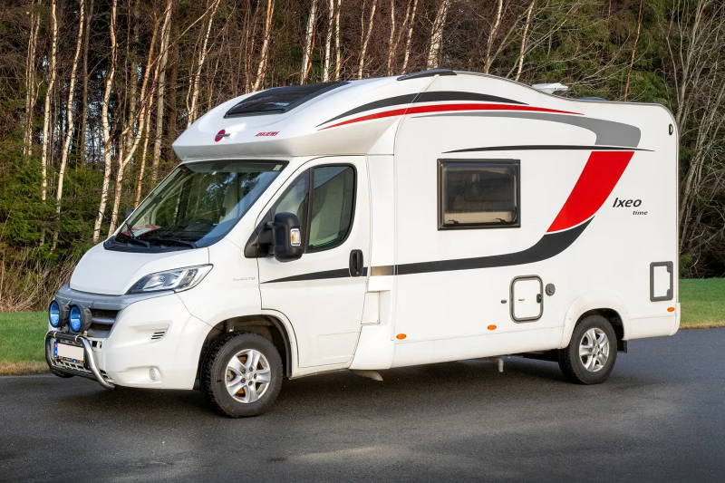 Bürstner IXEO Time IT 586