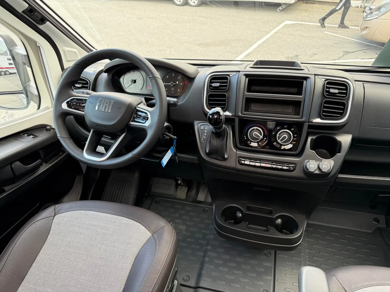 Adria Coral Axess 670 SL