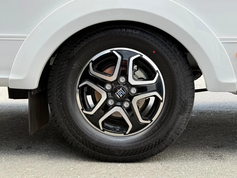 Adria Coral Axess 670 SL