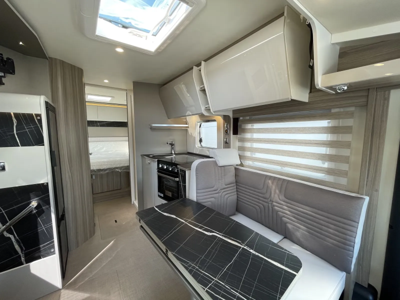 Bürstner Lyseo I 736