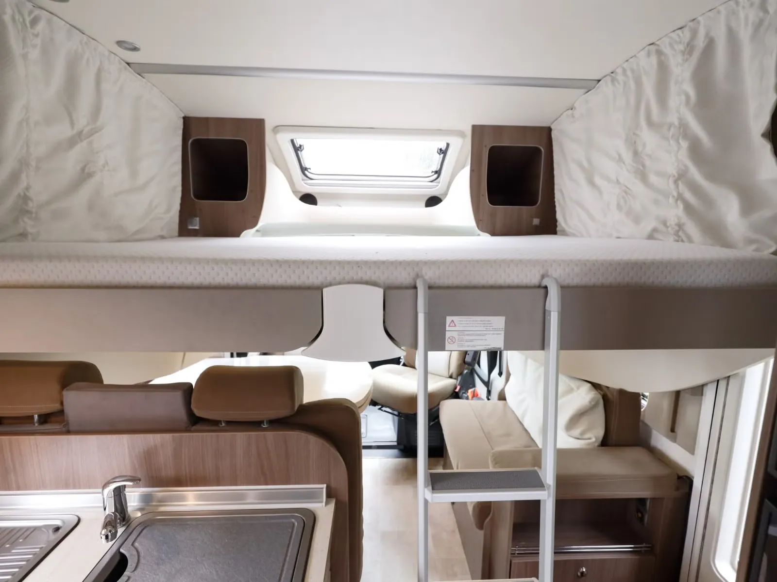 Bürstner Ixeo IT664