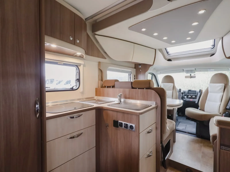 Bürstner Ixeo IT664