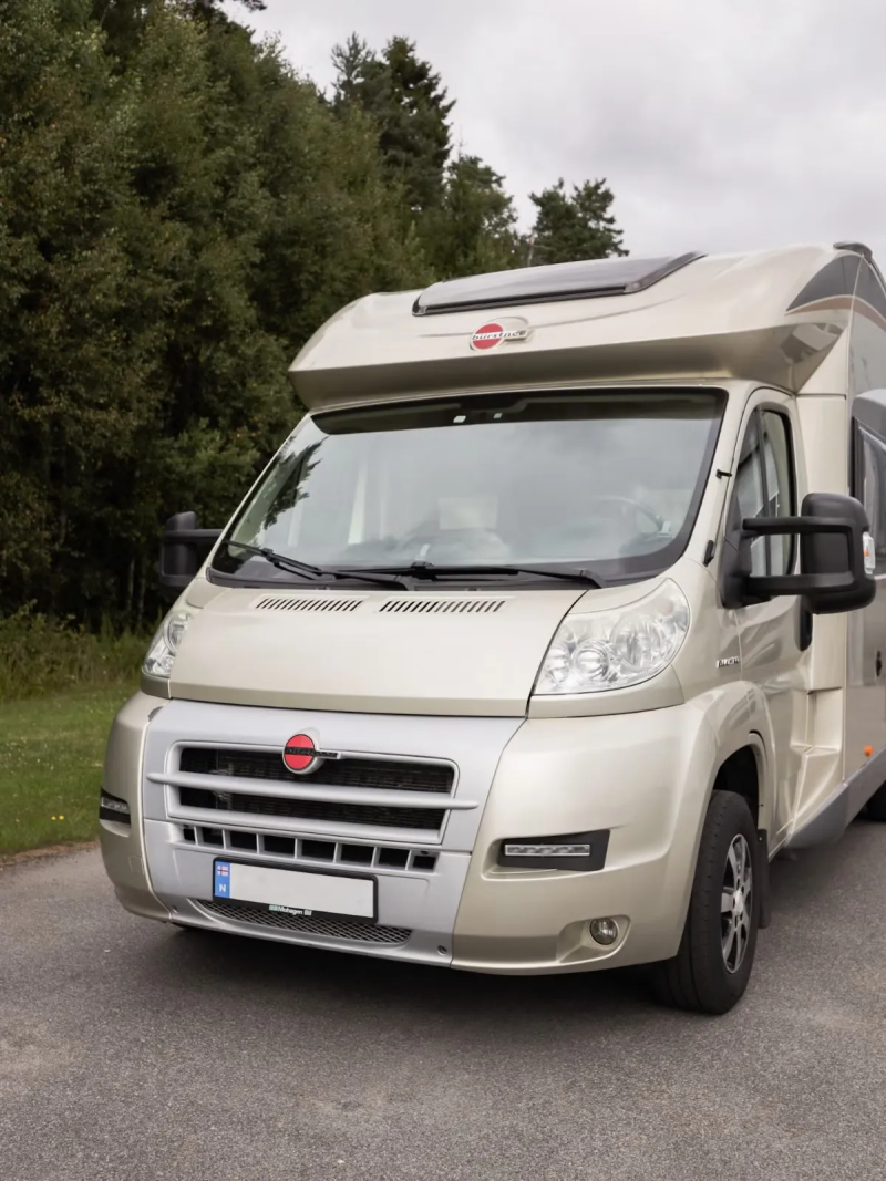 Bürstner Ixeo IT664