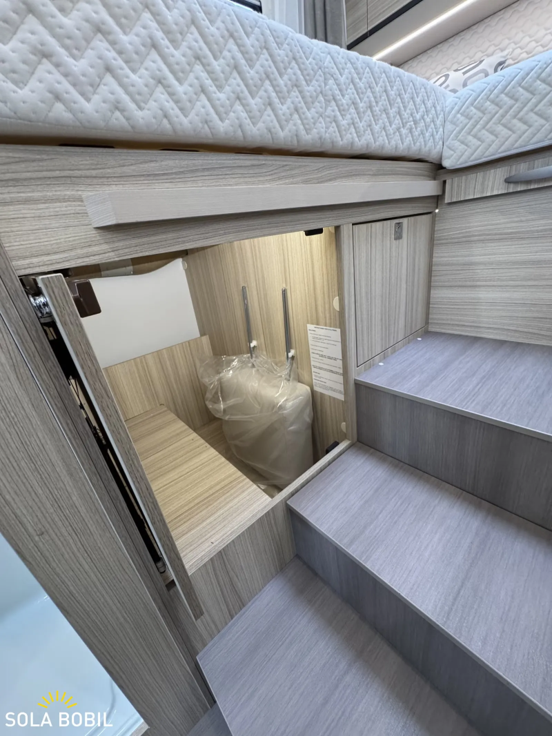 Adria COMPACT DL 60Y