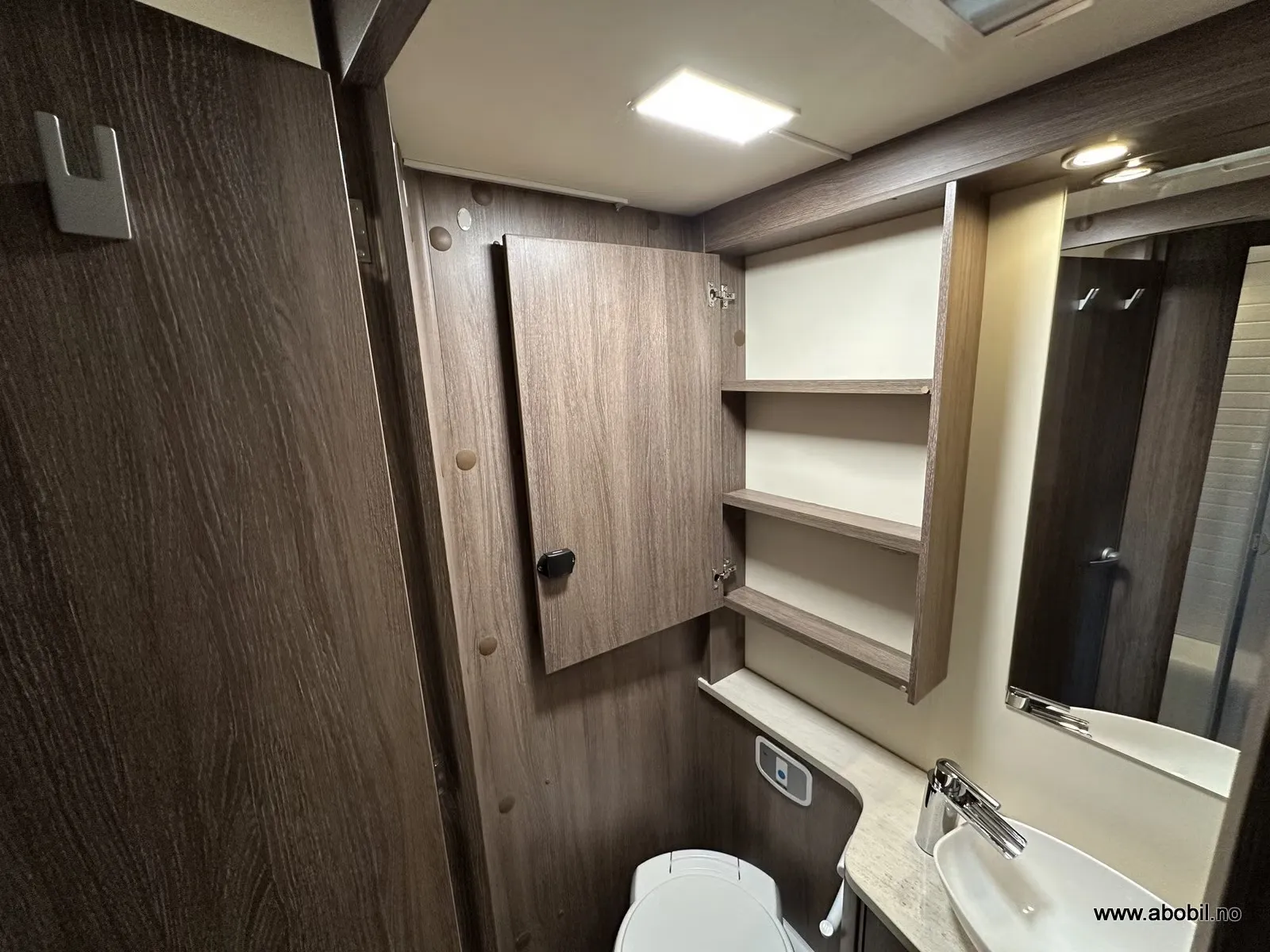 Bürstner Nexxo BT7404