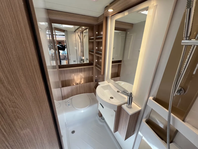 Bürstner BT6606 M 660