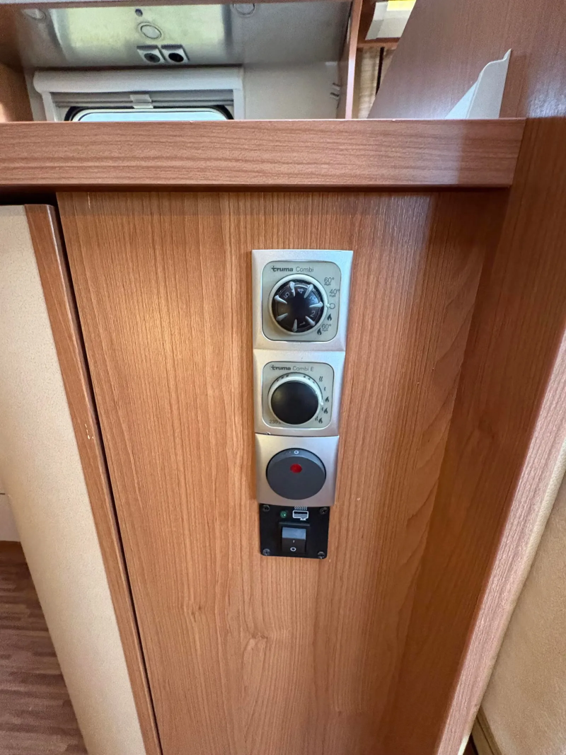 Bürstner Aviano I 684