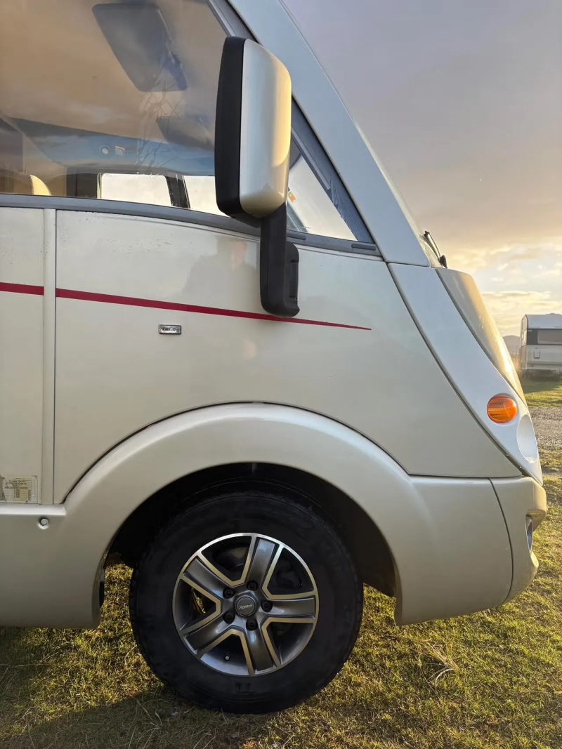 Bürstner Aviano I 684