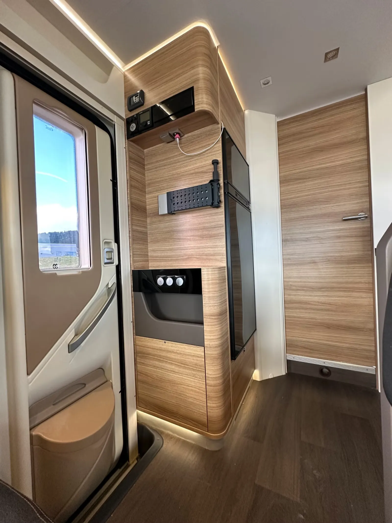 Adria Sonic Plus SL 700