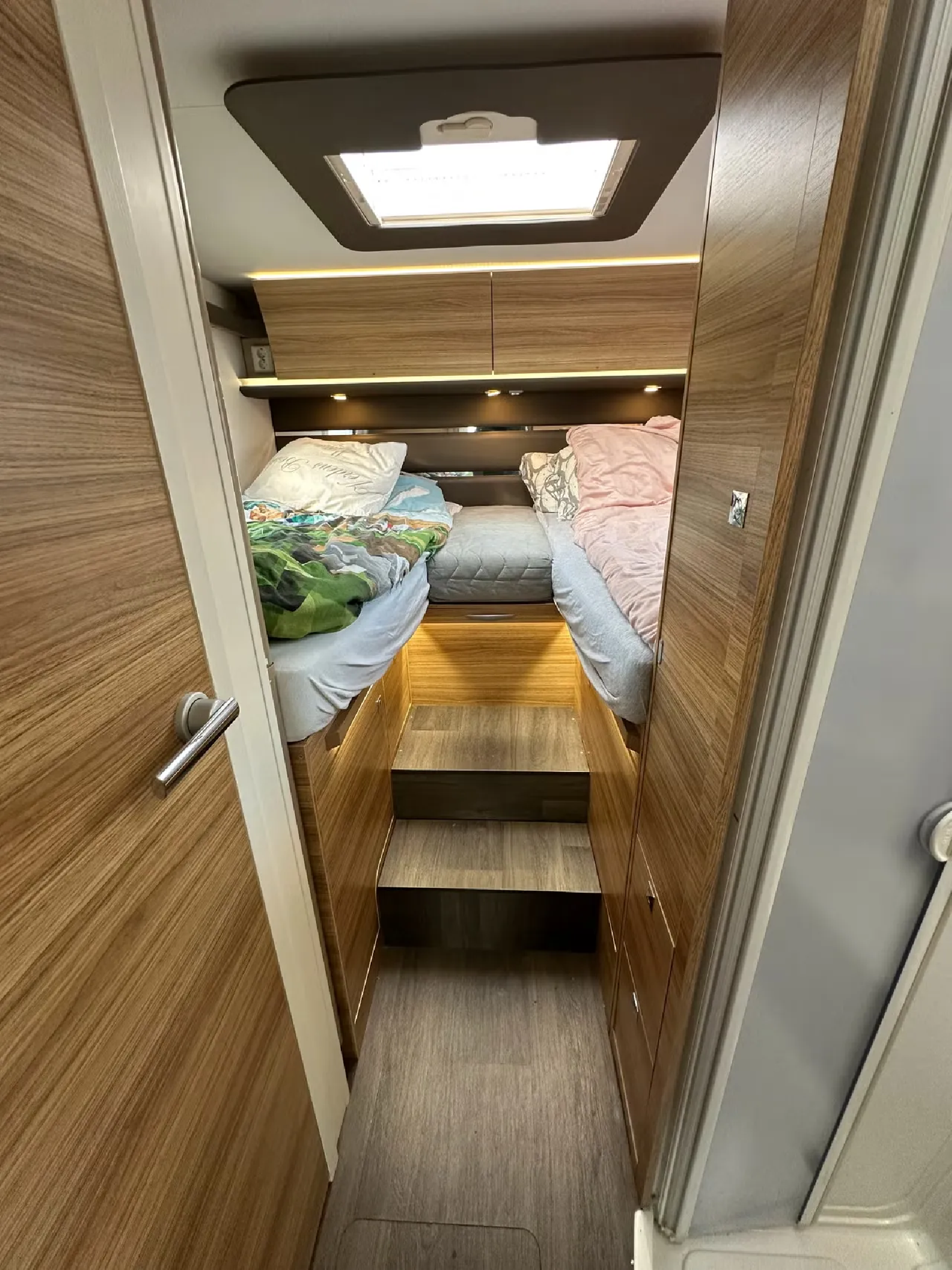 Adria Sonic Plus SL 700