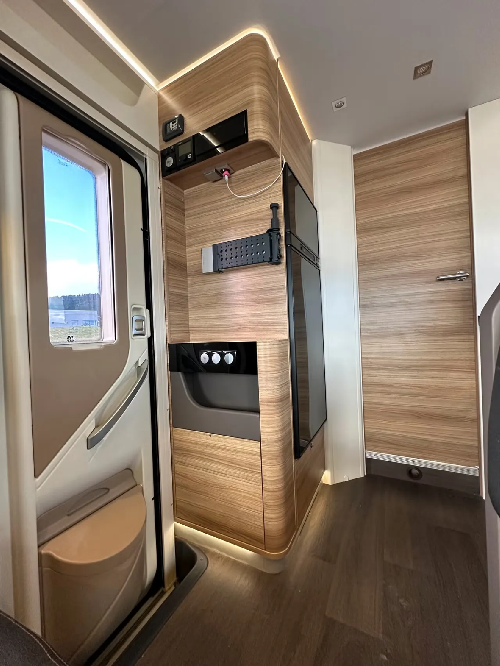 Adria Sonic Plus SL 700