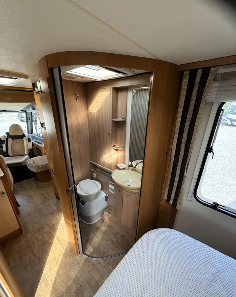 Bürstner Viseo i728