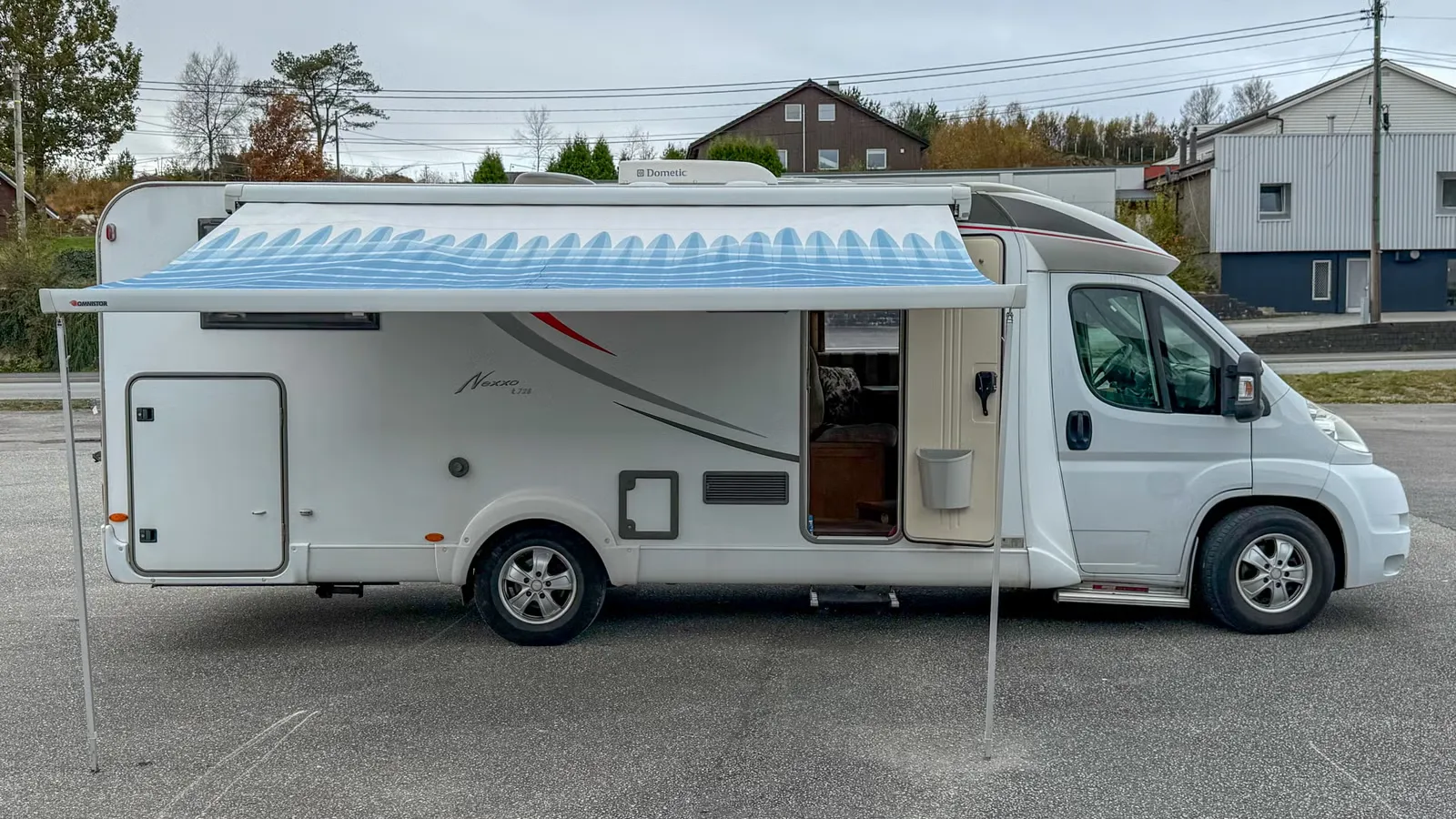 Bürstner Nexxo T 728