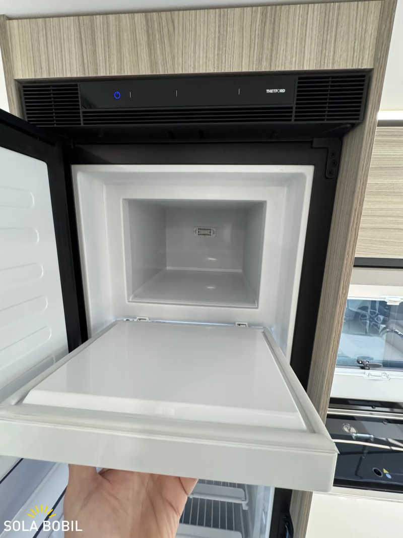 Adria COMPACT DL 60Y