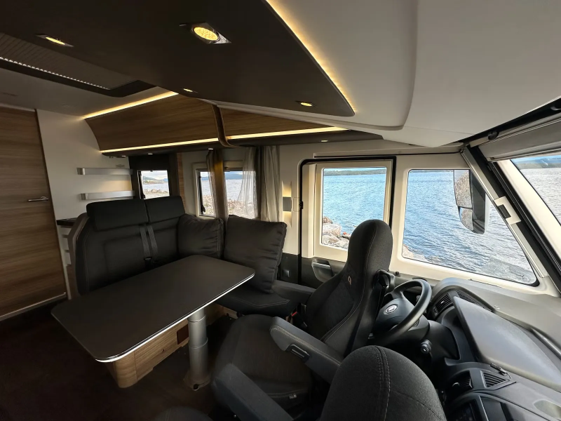 Adria Sonic Plus SL 700