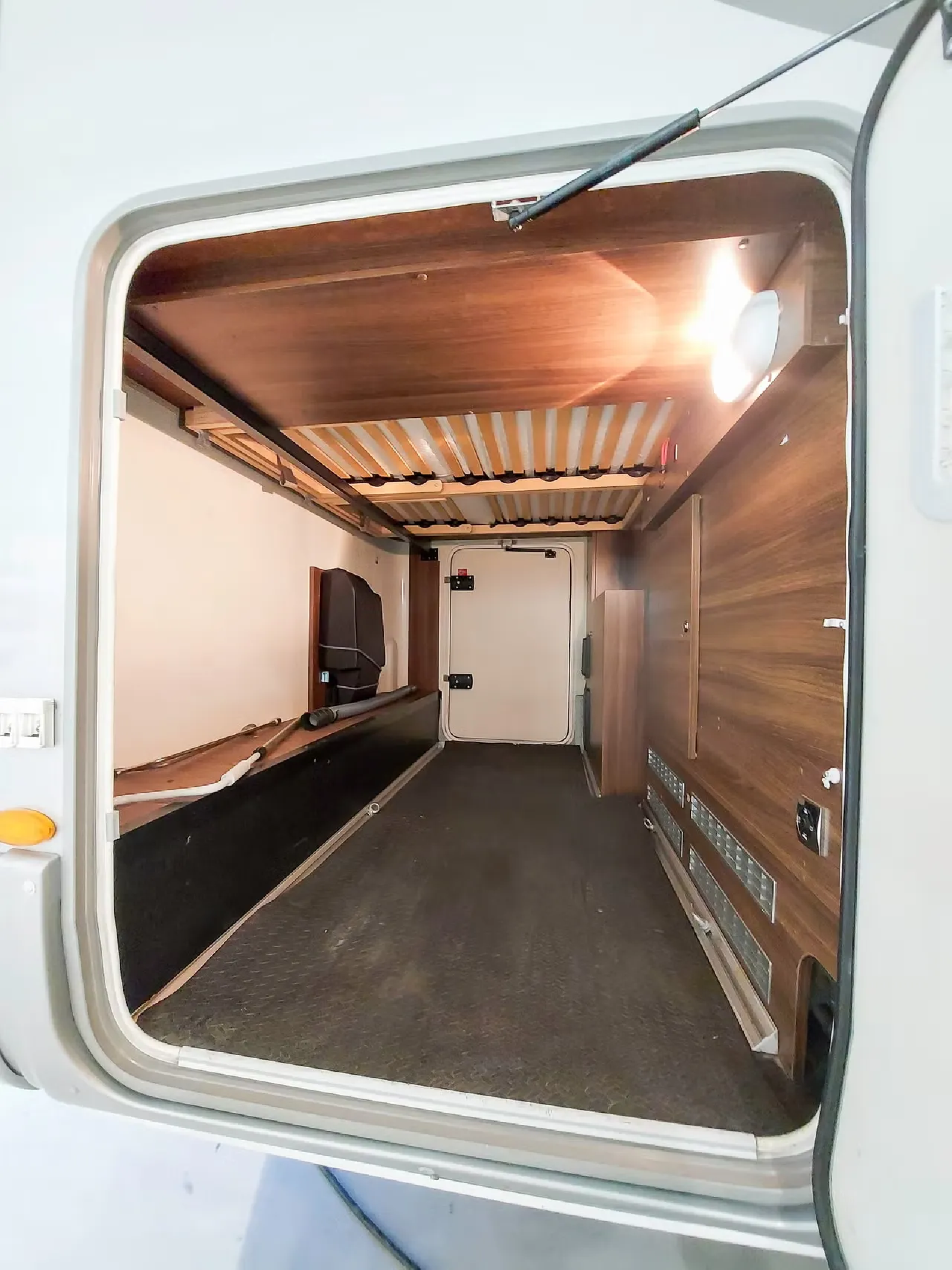 Bürstner I 890 Élégance