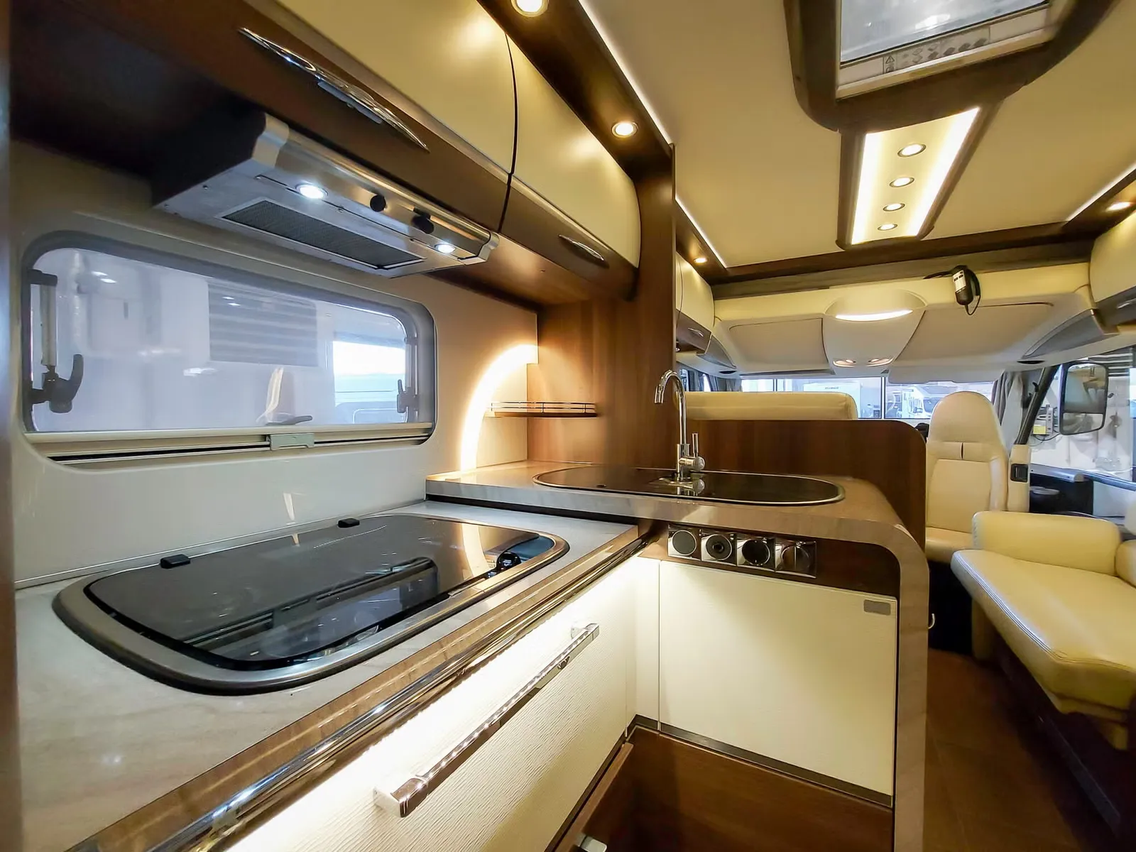 Bürstner I 890 Élégance