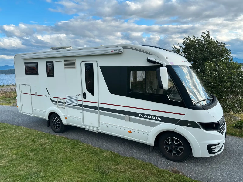 Adria Sonic Plus SL 700