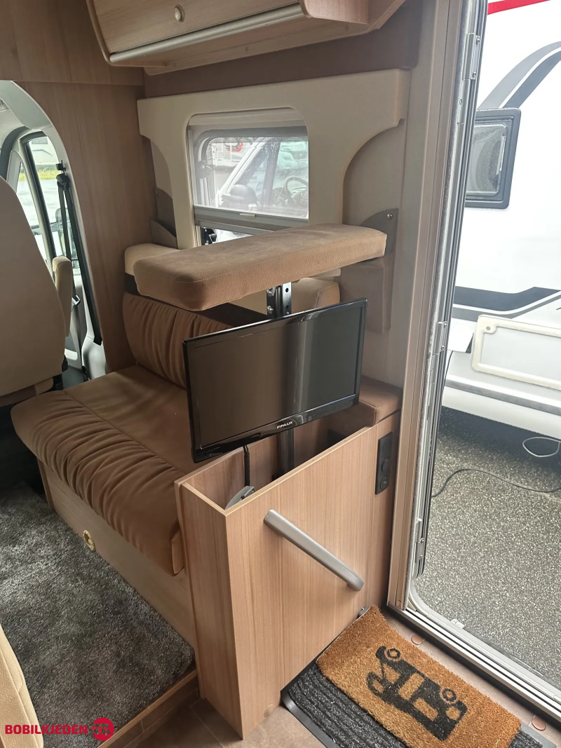 Bürstner Ixeo Time T720