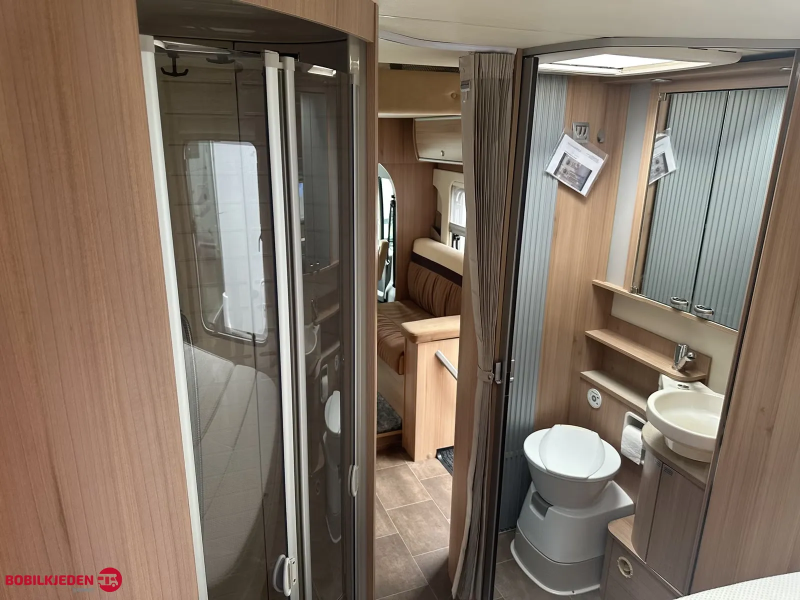 Bürstner Ixeo Time T720