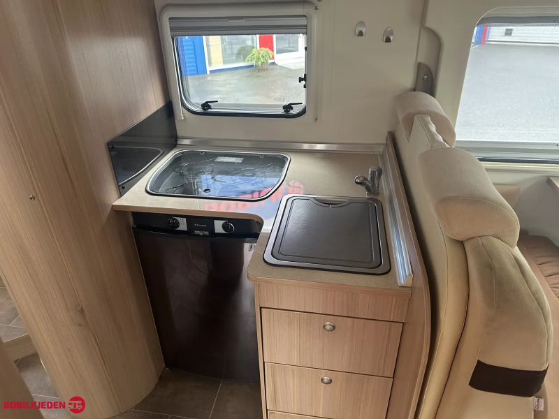 Bürstner Ixeo Time T720