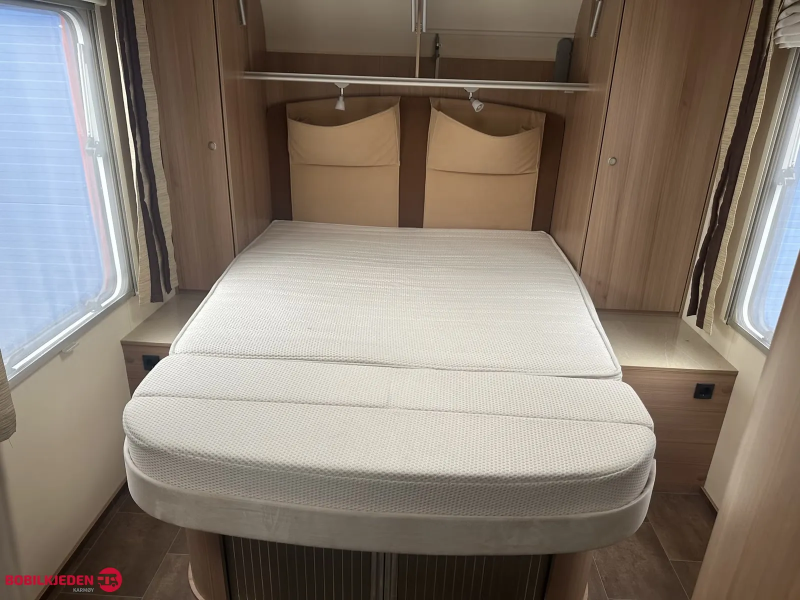 Bürstner Ixeo Time T720