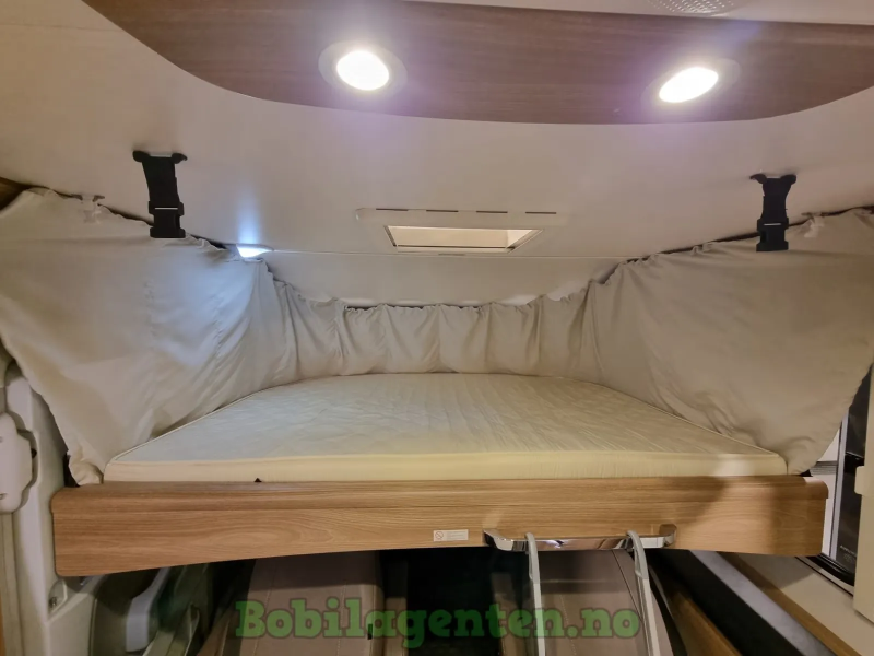 Bürstner Aviano 690