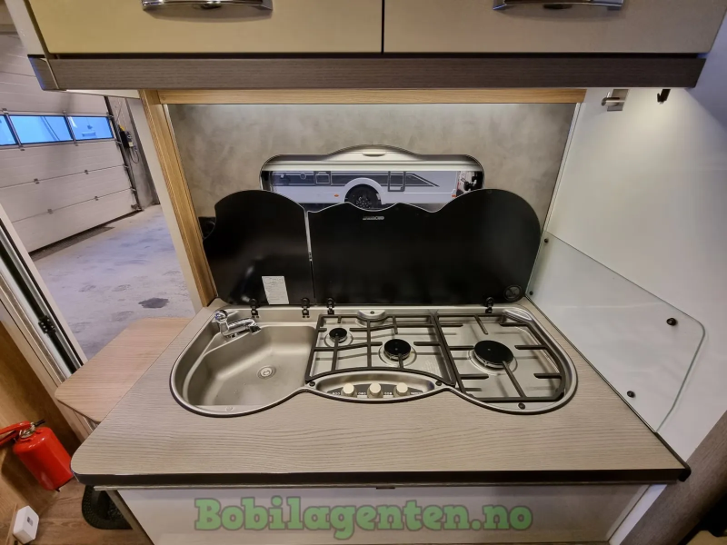 Bürstner Aviano 690