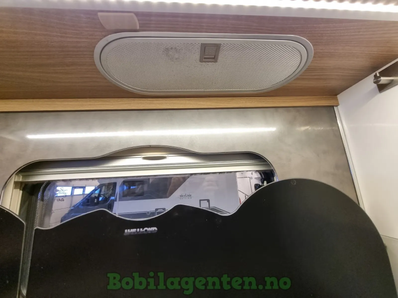 Bürstner Aviano 690