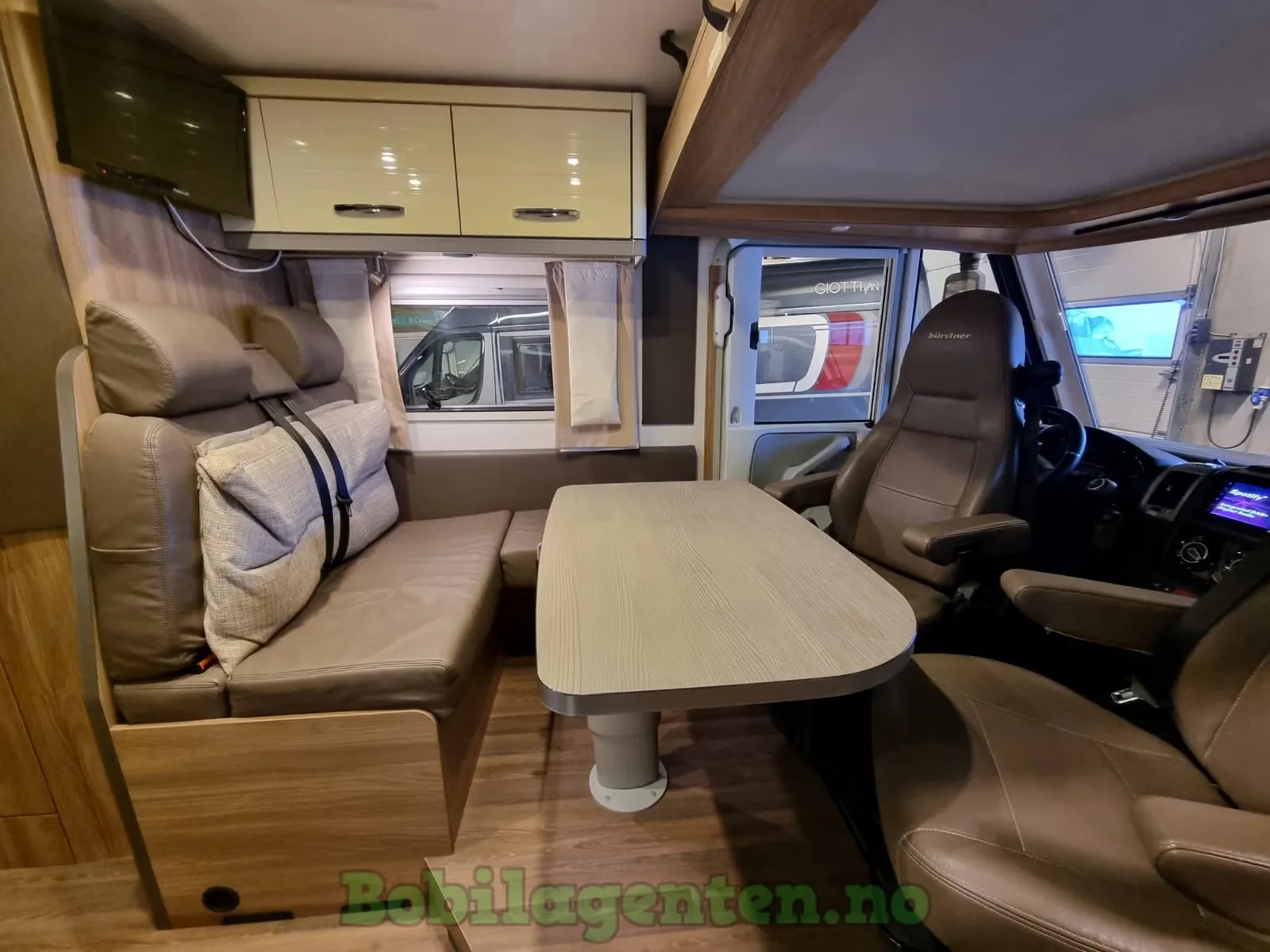 Bürstner Aviano 690