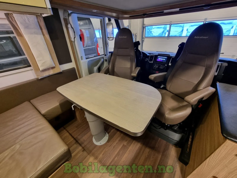 Bürstner Aviano 690