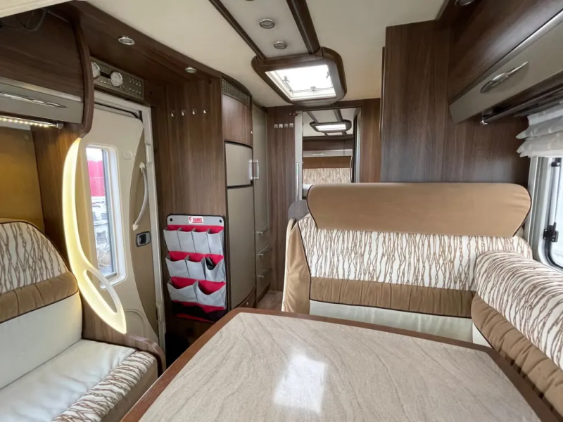 Bürstner ELEGANCE I 729 G