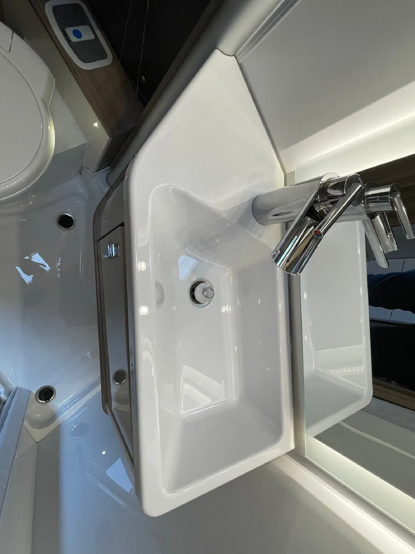 Bürstner Lyseo I 726 G kaufen – Kroken Bobil AS