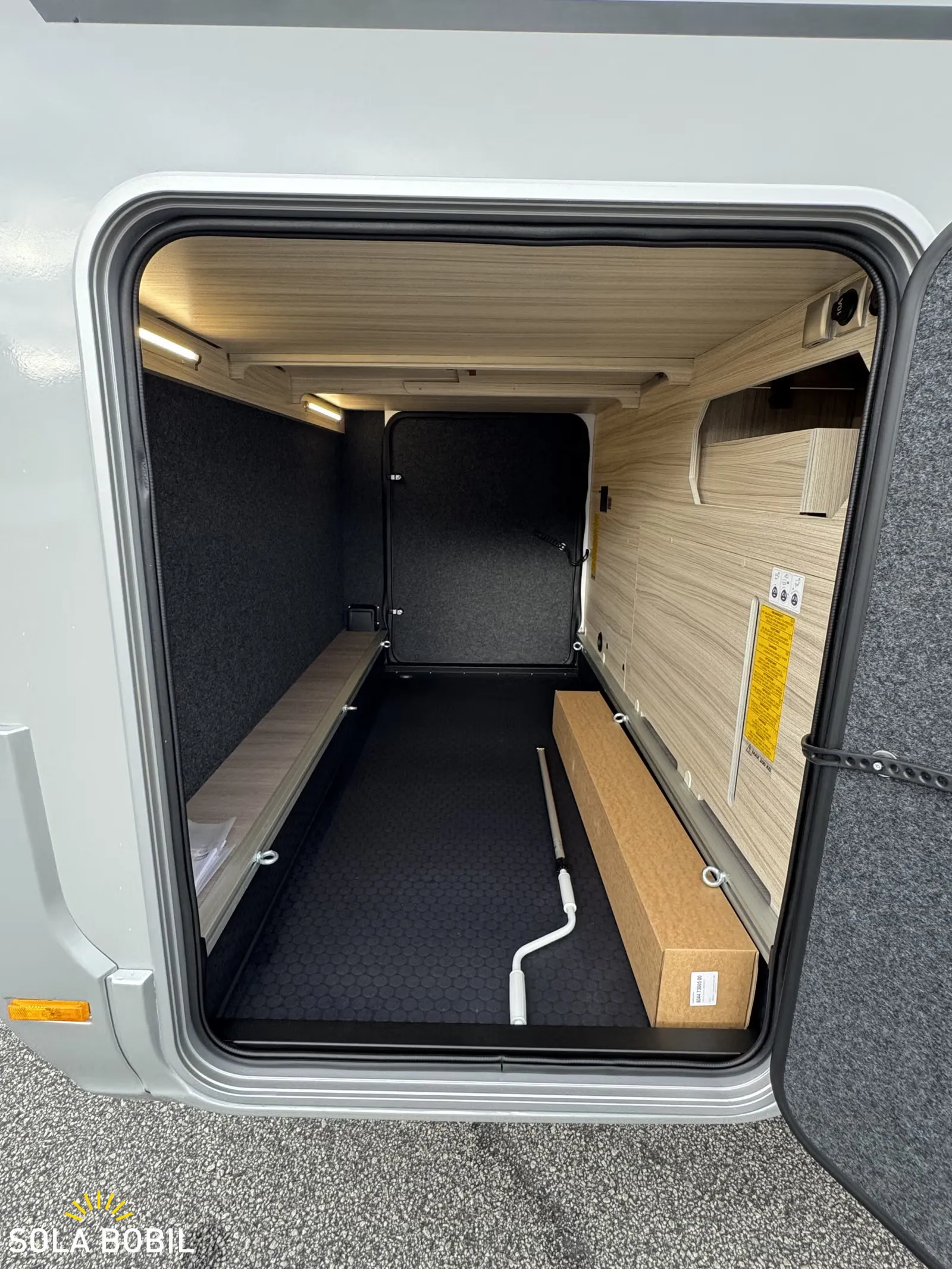 Adria COMPACT DL 60Y