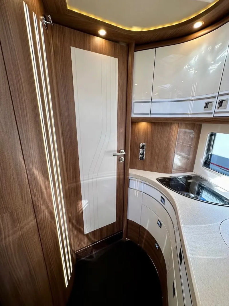 Carthago CHIC E-LINE 50LE HPC