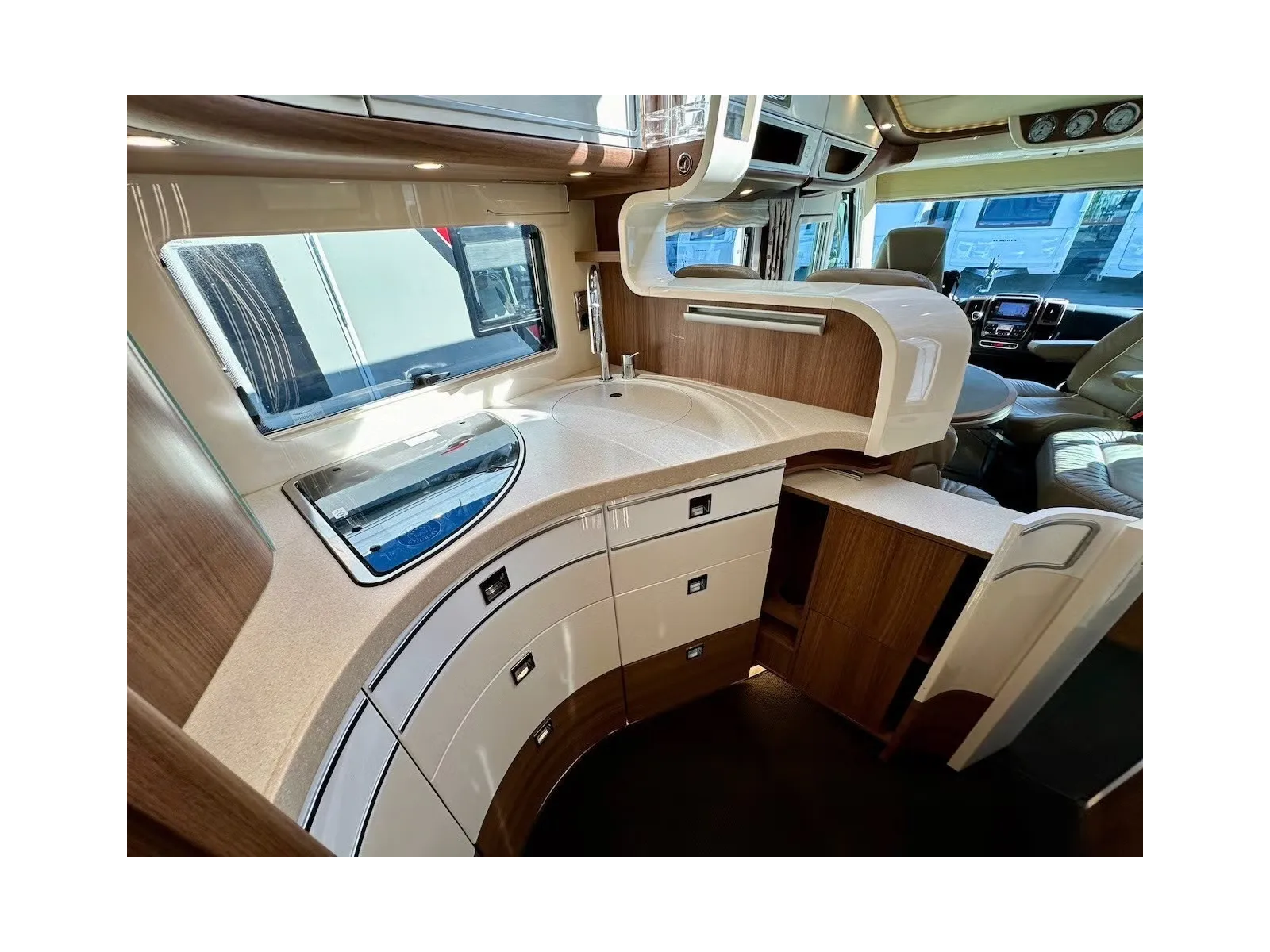 Carthago CHIC E-LINE 50LE HPC