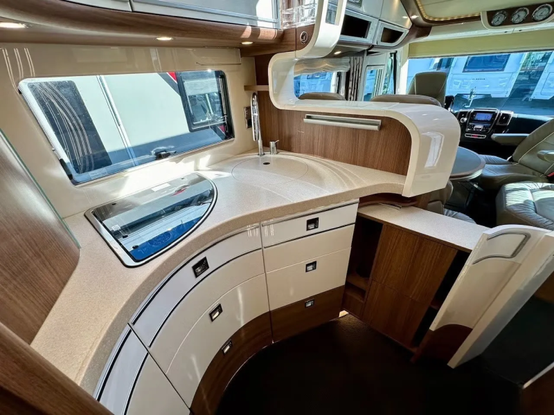 Carthago CHIC E-LINE 50LE HPC