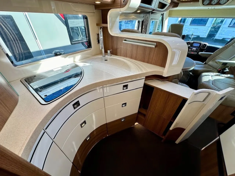 Carthago CHIC E-LINE 50LE HPC