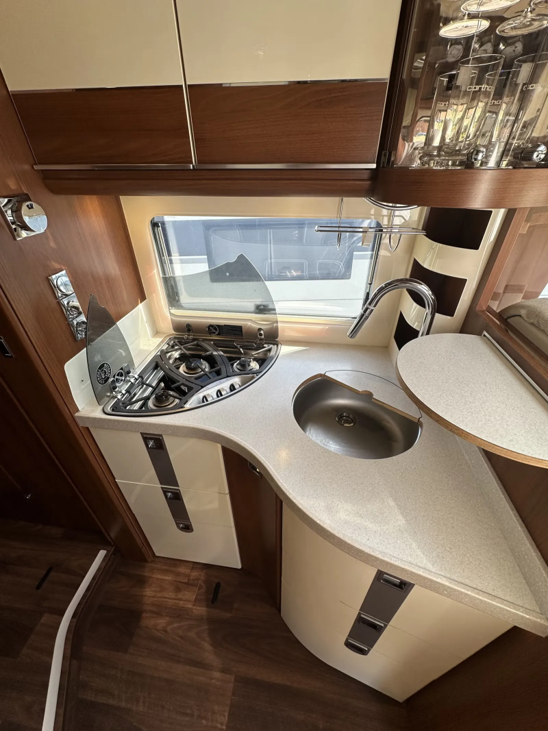 Carthago Chic E-Line I 51