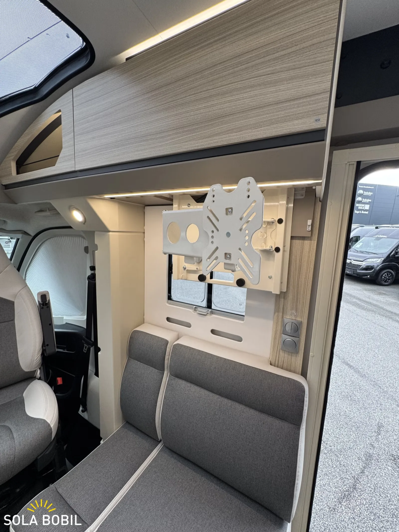 Adria COMPACT DL 60Y