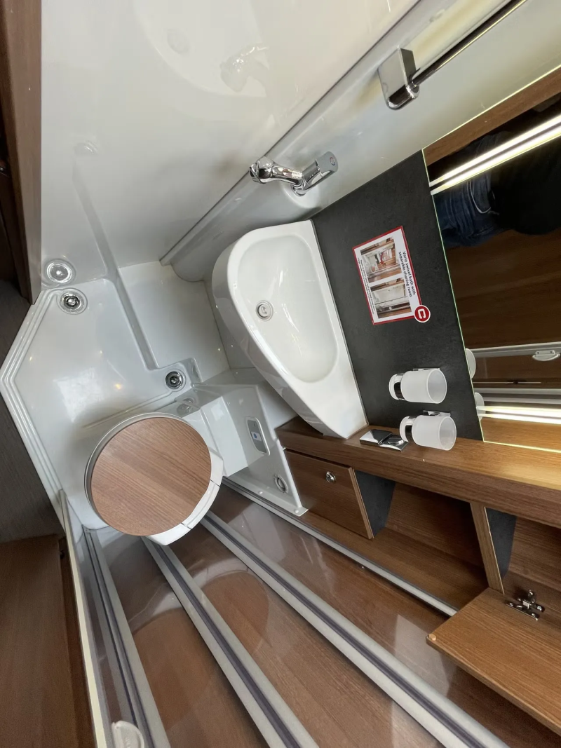 Carthago C - Tourer I 141 LE