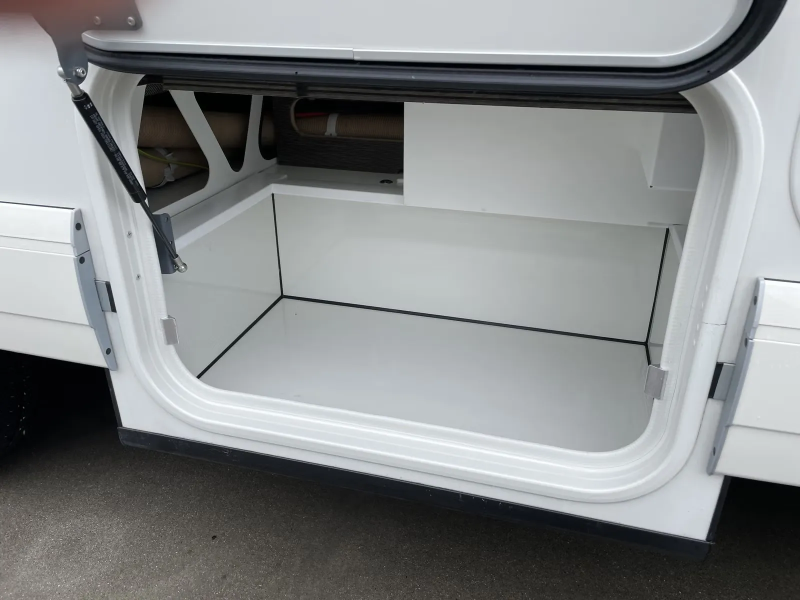 Carthago C - Tourer I 141 LE