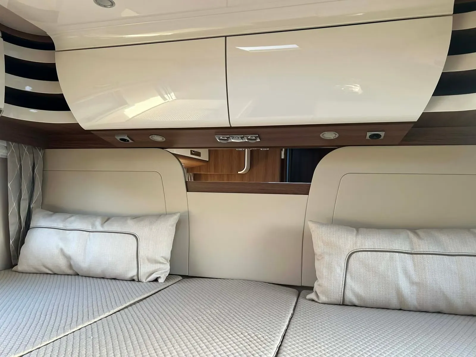 Carthago Chic E-line I 51 LE