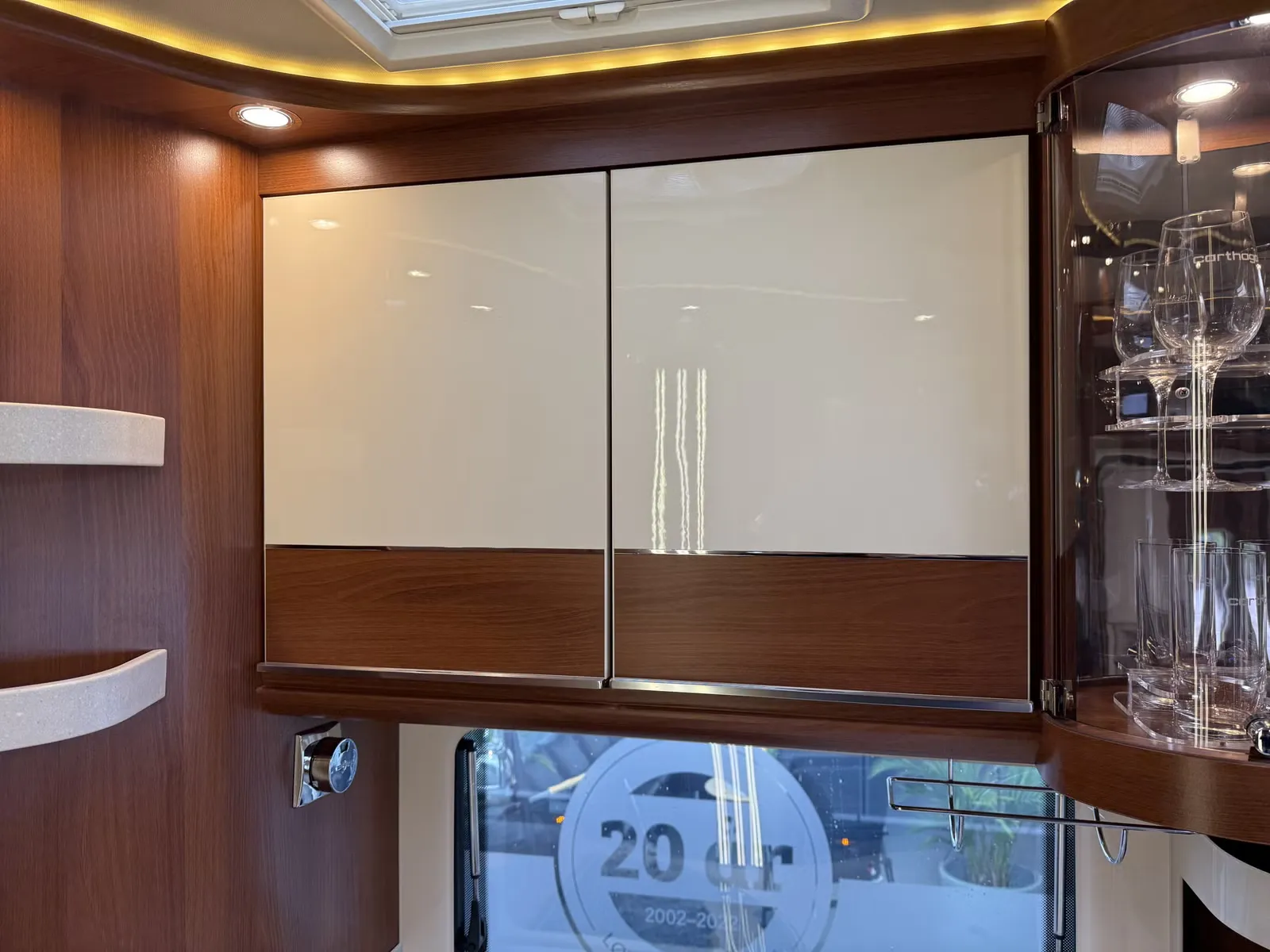 Carthago Chic E-Line I51QB Li