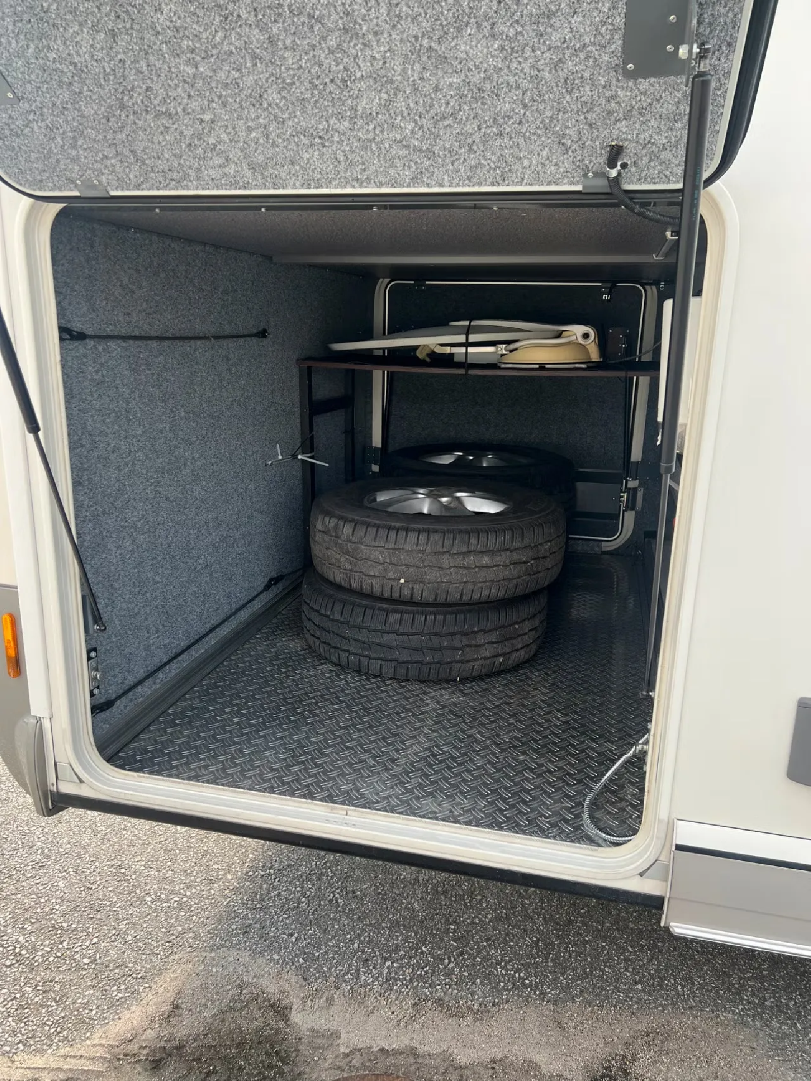 Yacht Carthago E-LINE I 51QB