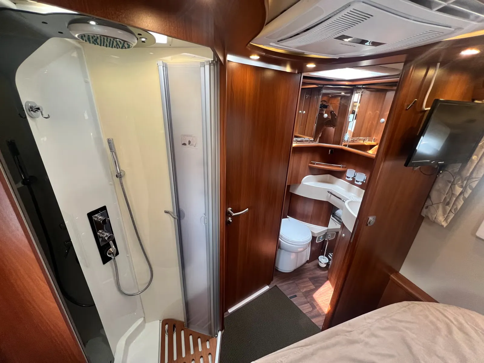 Yacht Carthago E-LINE I 51QB