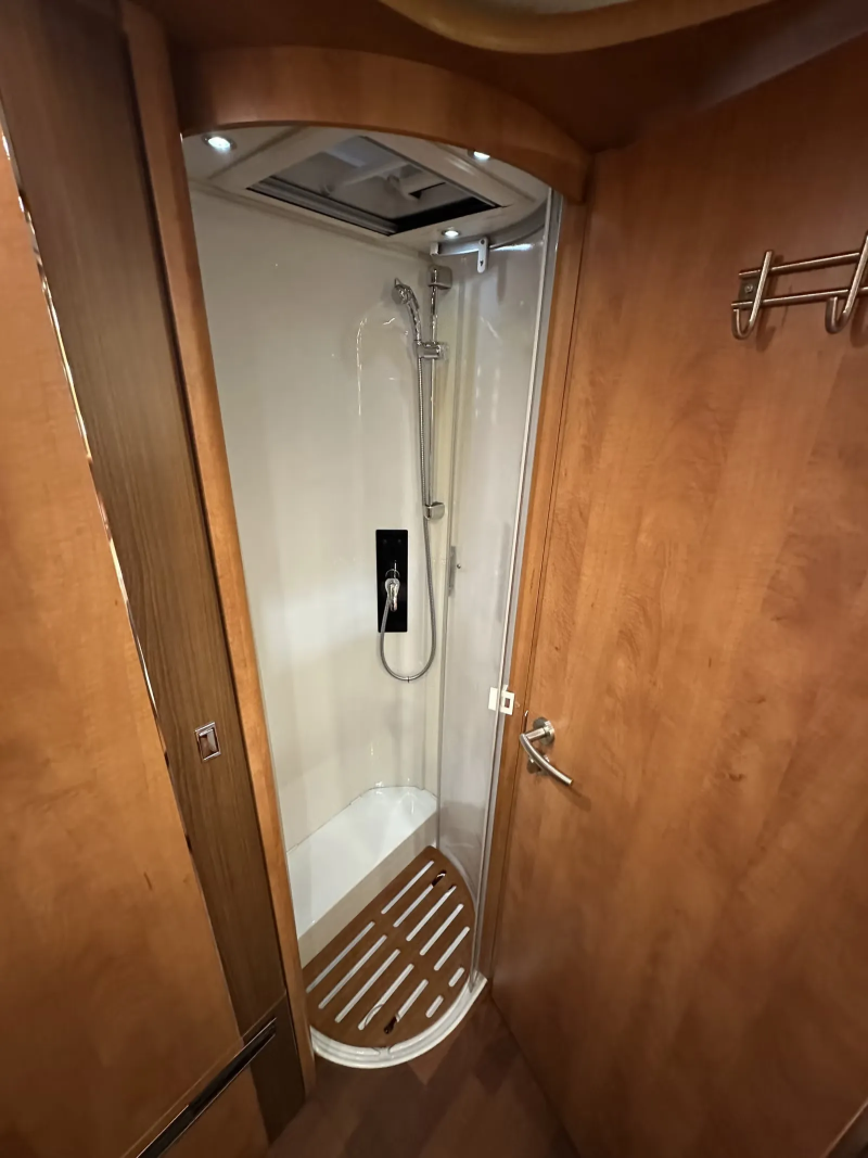 Carthago CHIC C-LINE XL 5.8