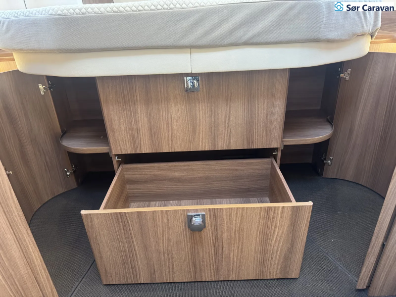 Carthago Chic S-Plus I64 XL Q