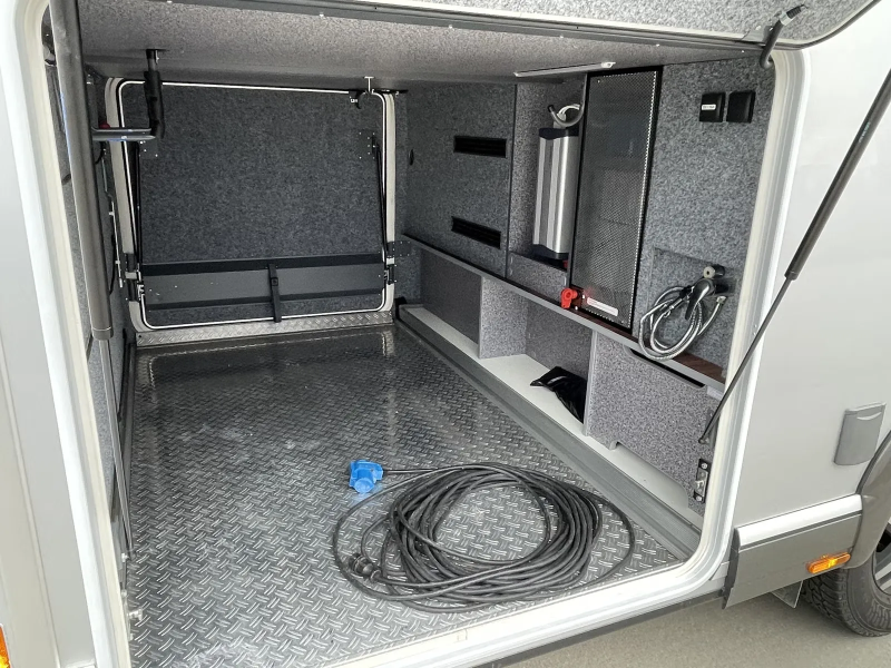 Carthago Chic E-Line I 51 QB LI